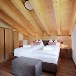 아파트 Alpenstolz Haus 3 - Stilvoll Urlauben In Den Bergen 다뮐스