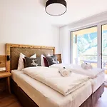 Alpenstolz Haus 3 - Stilvoll Urlauben In Den Bergen 아파트 다뮐스