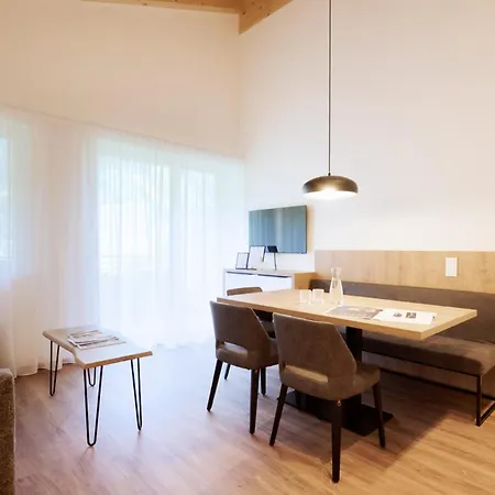 Alpenstolz Haus 3 - Stilvoll Urlauben In Den Bergen Apartment *