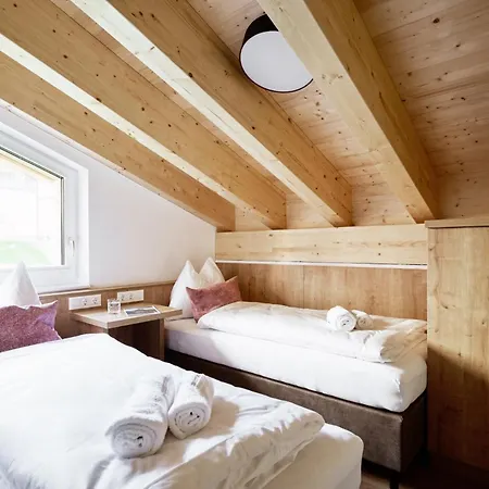 Alpenstolz Haus 3 - Stilvoll Urlauben In Den Bergen דירה דאמואלס