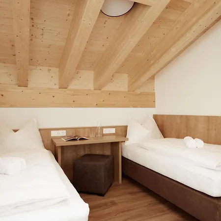 Alpenstolz Haus 3 - Stilvoll Urlauben In Den Bergen דירה דאמואלס