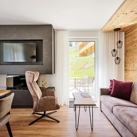 Alpenstolz Haus 3 - Stilvoll Urlauben In Den Bergen Lejlighed