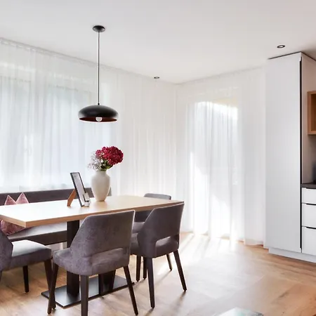 Alpenstolz Haus 3 - Stilvoll Urlauben In Den Bergen *