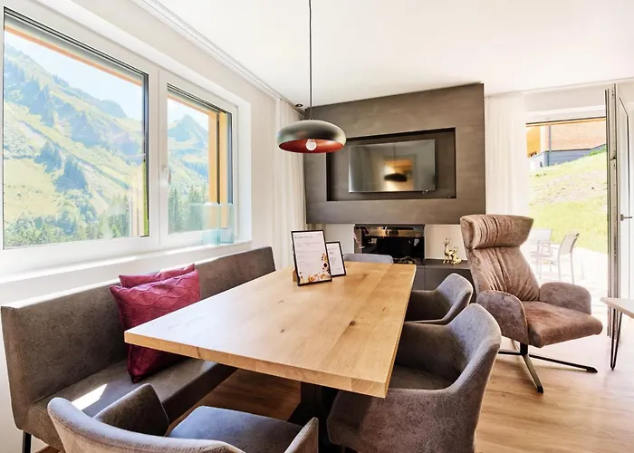 Alpenstolz Haus 3 - Stilvoll Urlauben In Den Bergen Apartment Damuels